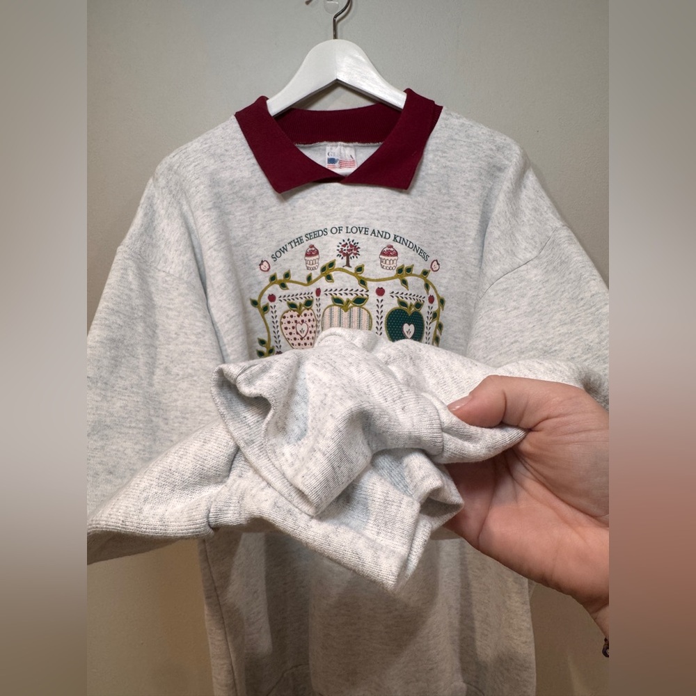 Vintage Graphic International Heart Sweatshirt Made USA Cottagecore Folk Art - Picture 3 of 6